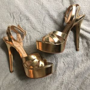 Chinese Laundry Platforms